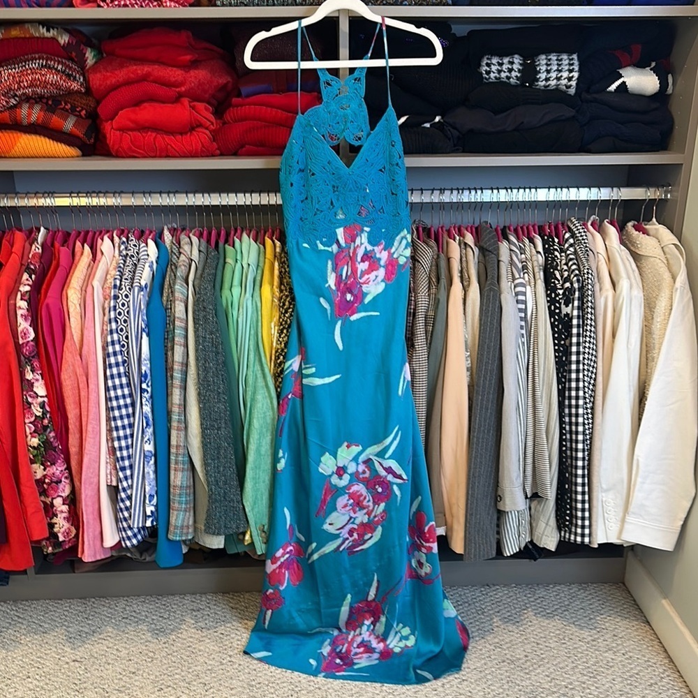 Free People turquoise/pink floral print v neck satiny dress size XS NWOT